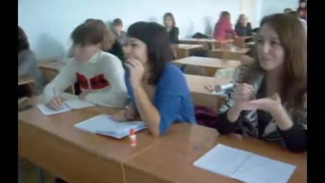 Группа первого курса ЮУИУиЭ! смотреть онлайн