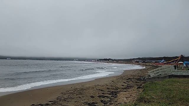 Другой край пляжа. Бухта Лазурная. смотреть онлайн