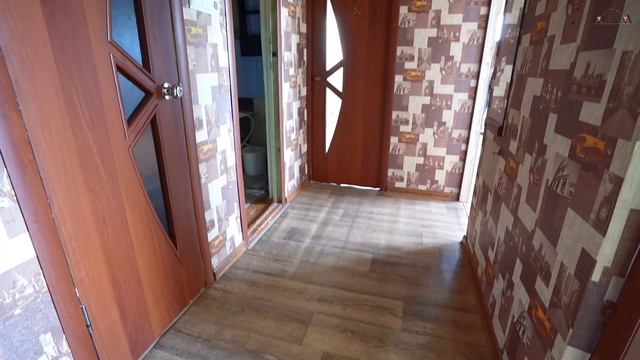 Продается двухкомнатная квартира с видом на городской пруд в городе Нязепетровск Челябинская область
