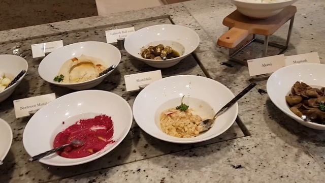 Зажрался. Чем завтракают буржуи смотреть онлайн