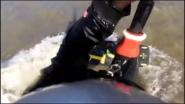 Кайтсерфинг обучение. КАЙТ ПРОГРЕСС. Передоз. Strong wind. смотреть онлайн