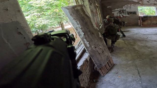 Внедрились к противнику в команду и испортили им оборону! смотреть онлайн