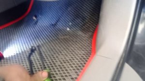 mitsubishi grandis замена салонного фильтра