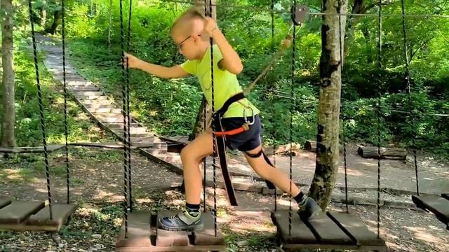 Вместе с Дашей и Богдашей мы отметили очередную годовщину свадьбы смотреть онлайн