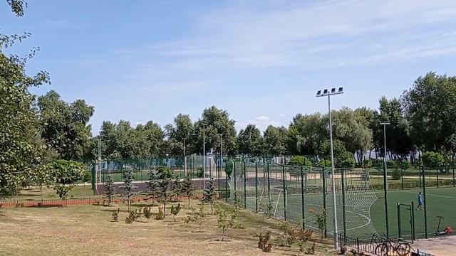 Парк Наталка на Оболони в Киеве: очень красивое место в столице Украины смотреть онлайн