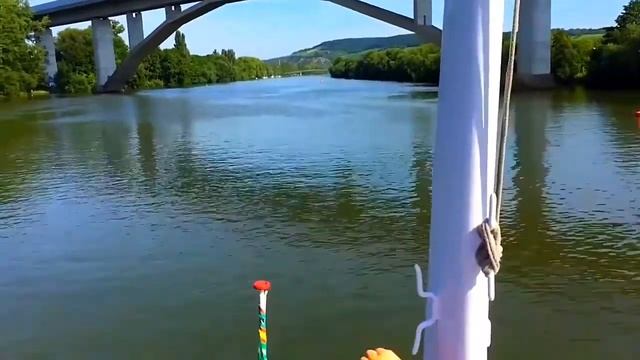 Германия Вюрцбург Плывём на пароходе до летнего резидентского парка смотреть онлайн