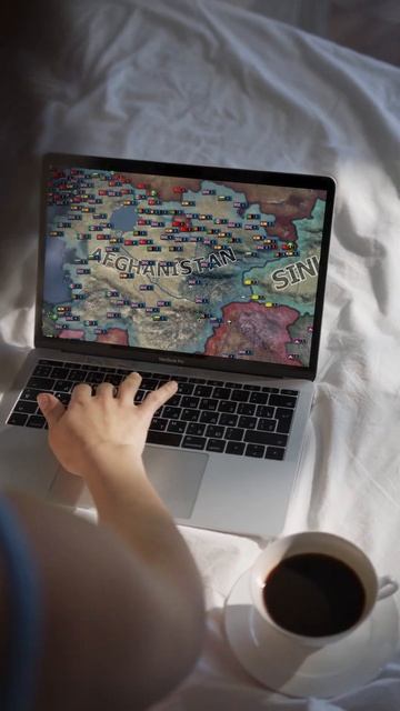 Читы на снаряжение HOI4#shorts смотреть онлайн