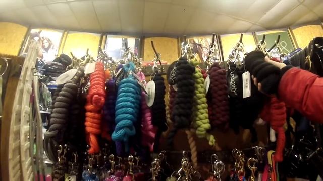 Конный магазин Divoza в Голландии. Обзор от Horsebox.ru смотреть онлайн