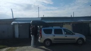 Снятие автобокса с крыши Ларгуса