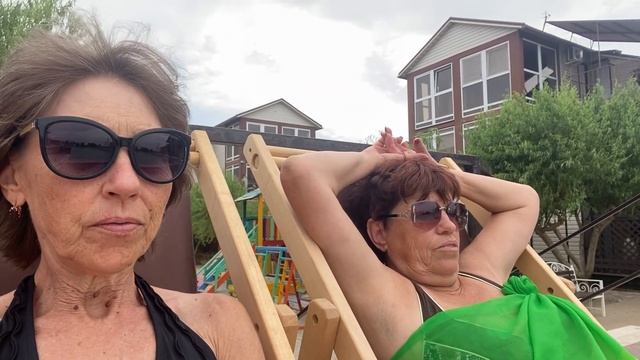 На море. Утка ныряет.😄 До следующего года. ✋ Собираемся. В автобусе. смотреть онлайн