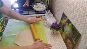 Булочки-рулетики с творогом и изюмом. Тесто без дрожжей, мягкое, нежное