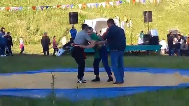 Татар Комбашы (Киров өлкәсе). Сабантуй-2017. Җиңел үлчәү. Финал. Көрәш, Корэш, Боьрба. смотреть онлайн