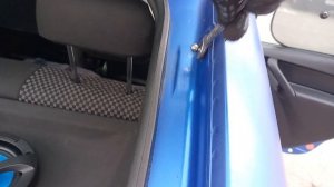 Ставим новые газовые упоры на багажник лифтбэк Лада Г?