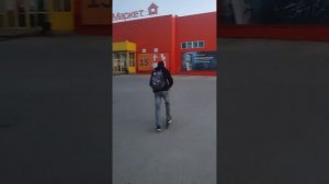 Прогулка. Покатались на самокате.