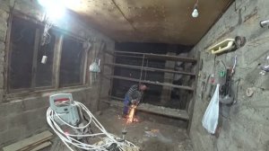 КРЫША НА ДОМКРАТЕ/РЕМОНТ ЧАСТНОГО ДОМА ПРОДОЛЖАЕТСЯ/ДЕН ВОЗВОДИТ СТЕНЫ ДОМА /РАЗБИРАЕМ ПОТОЛОК/