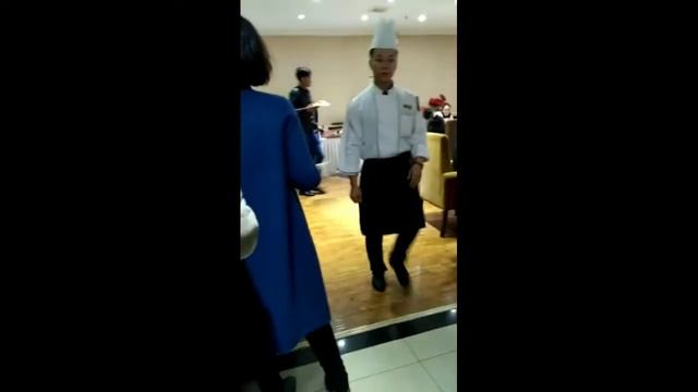 Китай. Гостиница в Урумчи и бесплатные завтраки. смотреть онлайн