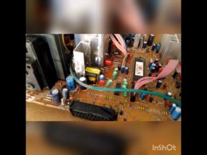 Ремонт телевизора SAMSUNG.Нет верхней половины изображения.