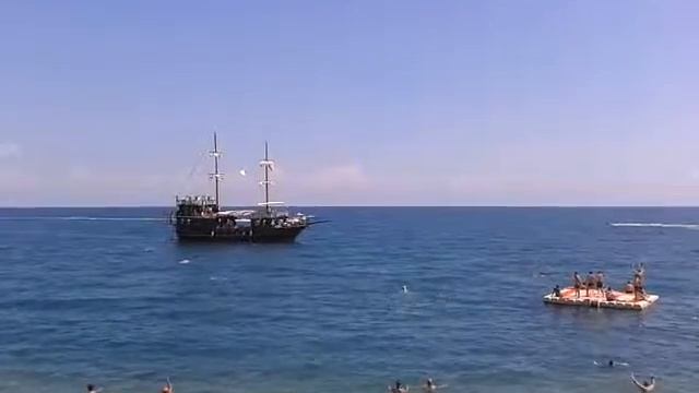 Бесплатная яхта от GRAND HABER HOTEL ***** смотреть онлайн