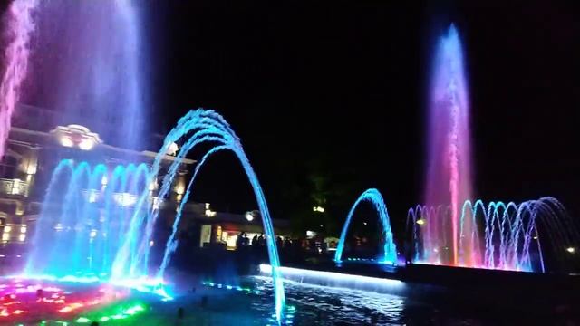 Музыкальный фонтан. Краснодар. Аврора