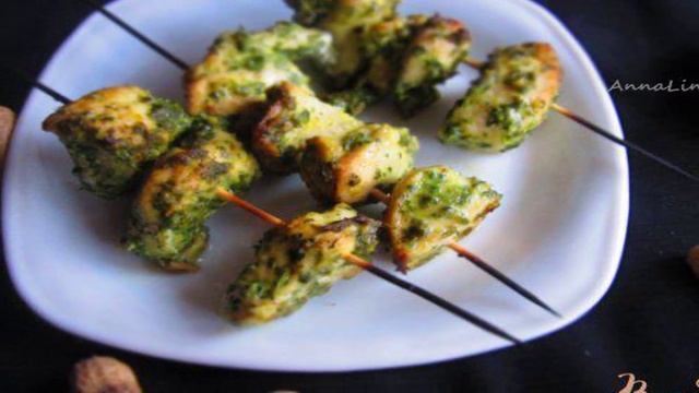 Куриный шашлык в ореховом соусе
