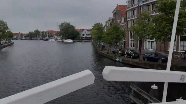 Прогулка по Харлему. Нидерланды смотреть онлайн