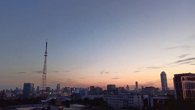 Поездка в Екатеринбург. Чемпионат "Raketa". Экскурсии по городу и за его пределами.