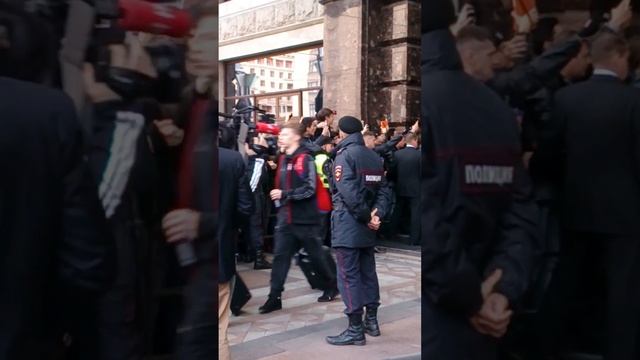 Встречаем футболистов Баварии смотреть онлайн