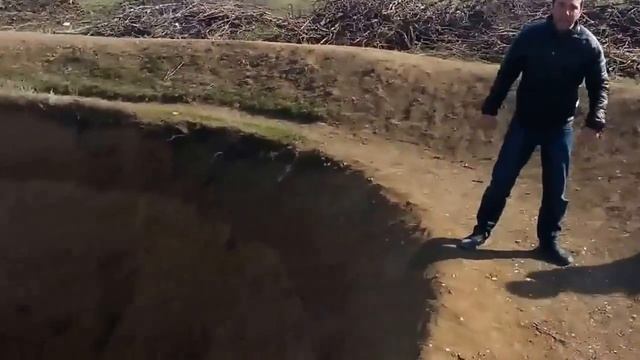 Загадочная яма в Дагестане