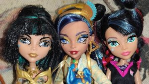 Великолепная Клео де Нил, 2008, 2015, 2022. Сравним, рассмотрим, восхитимся. Монстр хай маттел