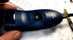 Ремонт бритвы БЕРДСК 2350.Выключается через время.