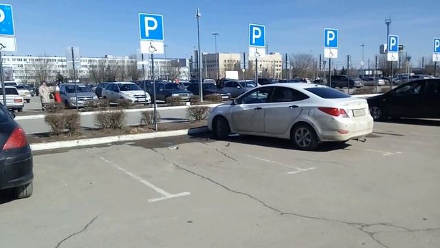 Совместный рейд ОНФ и ГИБДД по местам парковок для инвалидов 31.03.2017 в 14.30 смотреть онлайн