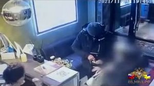 В Улан-Удэ незнакомец пригласил женщину в гостиницу и ограбил