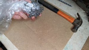 как быстро собрать саморезы, винты, болты с рабочего стола