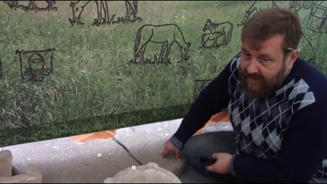 Жернов ветряной мельницы XIV в. с улицы Ленина смотреть онлайн