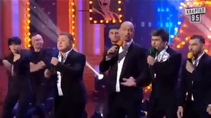 Квартал 95 порвал зал песней про Яценюка На лабутенах ВІДЕО