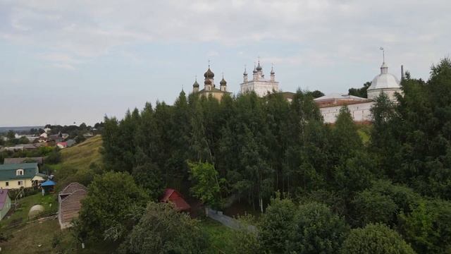 ПРОЛЕТ ЧЕРЕЗ ГОСТИНИЦУ АЛЕКСАНДРА ПЕТРОВА В НИКИТСКИЙ МОНАСТЫРЬ