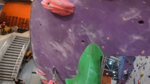 Скалолазание в зале - эталонная 7А