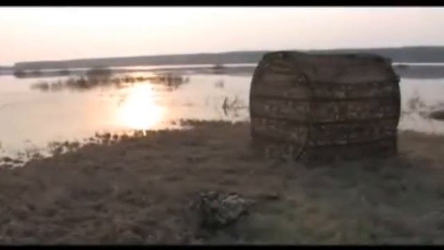 Шалаш - копна (отрывок из фильма охота на уток) смотреть онлайн