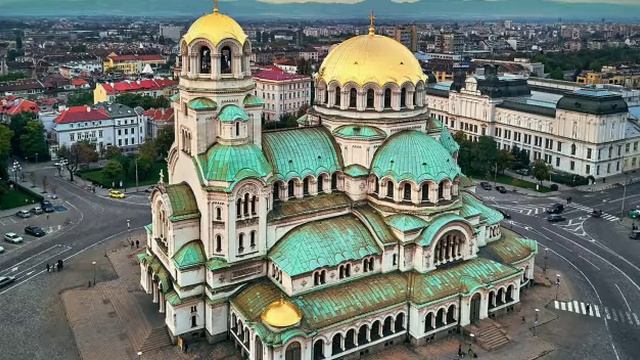 Nice A с.1 еп.2 - София смотреть онлайн