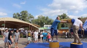 Аренда аттракциона Гладиатор 2 (batut.com.ua)