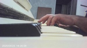 Пианино: Русская народная "Во саду ли в огороде"