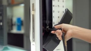 MOORGEN T9 Swarovski Digital Door Lock Manual Guide