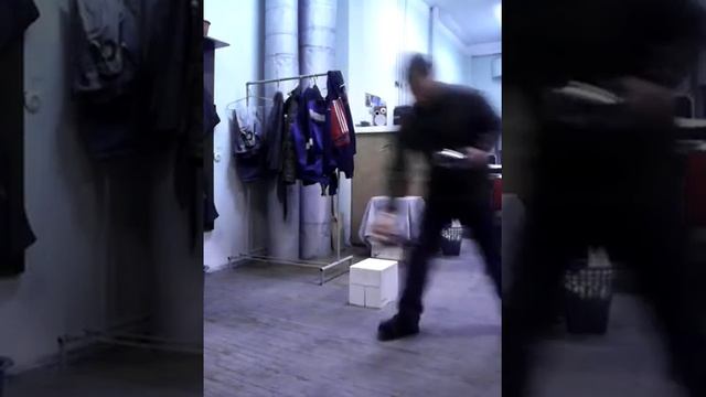 мелкий смотреть онлайн