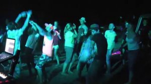 La Hierba: DJ TEKK