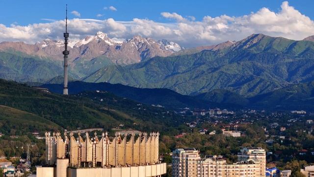 Гостиница Казахстан/Золотой квадрат Алматы 2024 смотреть онлайн