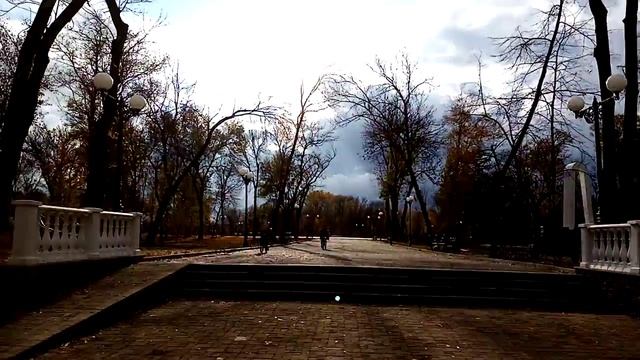 Луганск Парк им. Горького смотреть онлайн