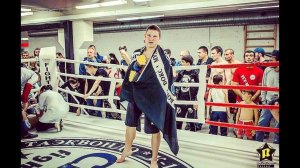 Победа Грачева Романа нокаутом за 15 секунд., Чемпионат Москвы по MMA, г. Москва.