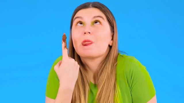 Кто Лучше Нарисует Предмет, Получит Его | Смешные Челленджи с Едой от TeenChallenge