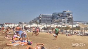 АНАПА. 27 июня 2024 г. Без комментариев. Пляж возле гранд отель АНАПА.