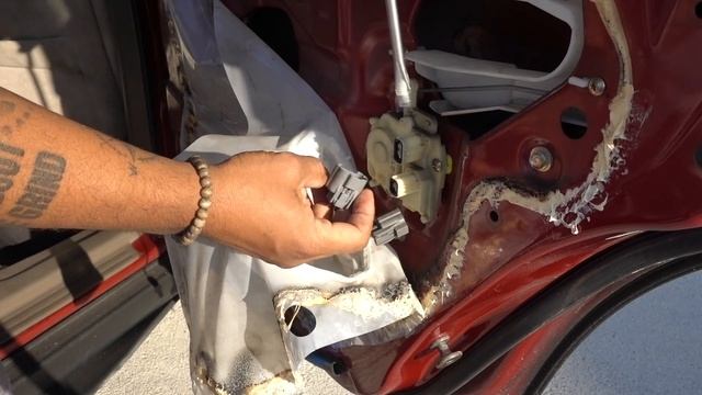 How To Replace Rear Right Passenger Side Door Latch Actuator | 1998 to 2002 Accord
